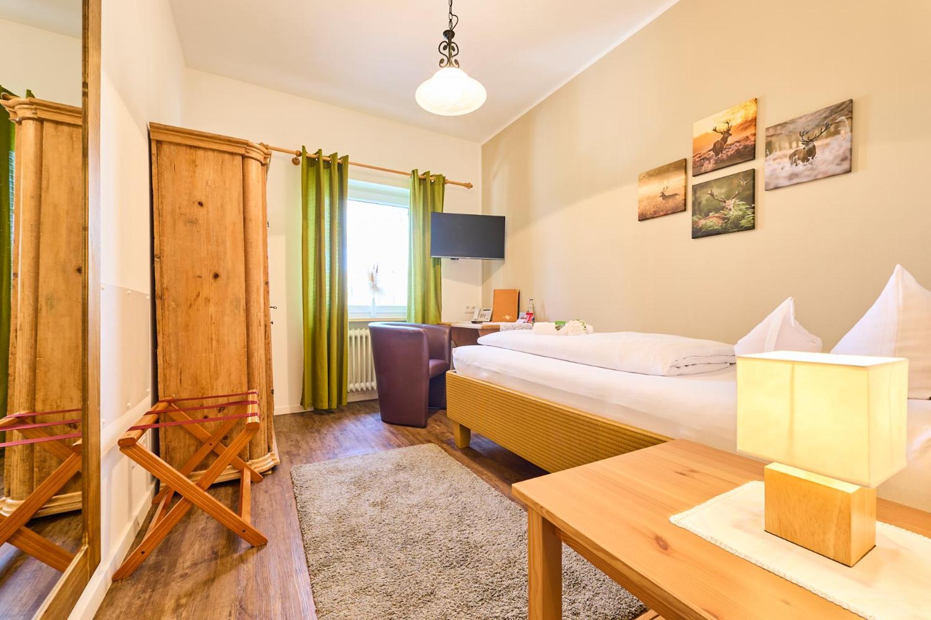 Hotel Waldgasthof Buchenhain Baierbrunn المظهر الخارجي الصورة